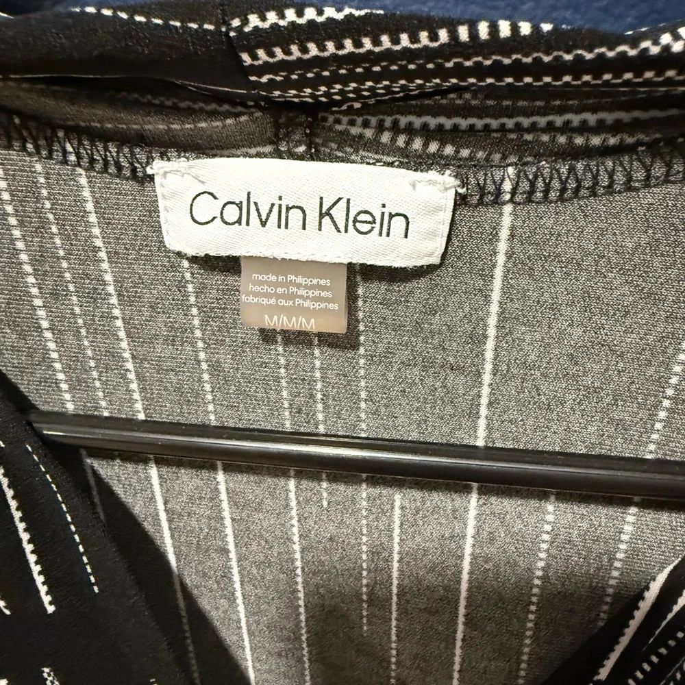 Calvin Klein Black & White Striped V-Neck Sleeveless Top - Picture 3 of 3